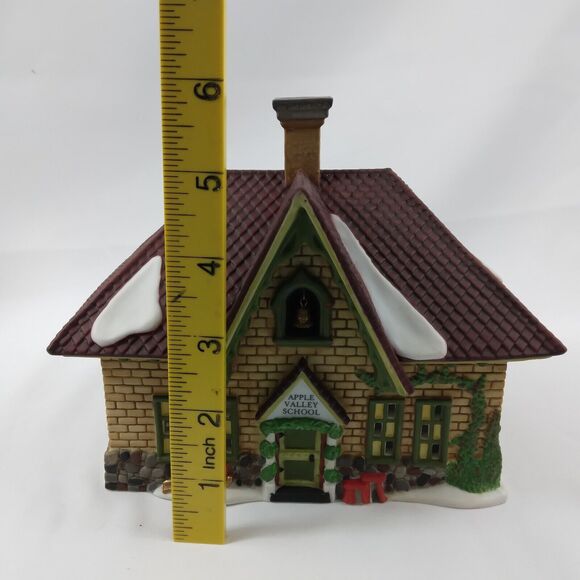 Dept 56 Apple Valley School New England Village #56172 1996-2008 - Picture 14 of 15